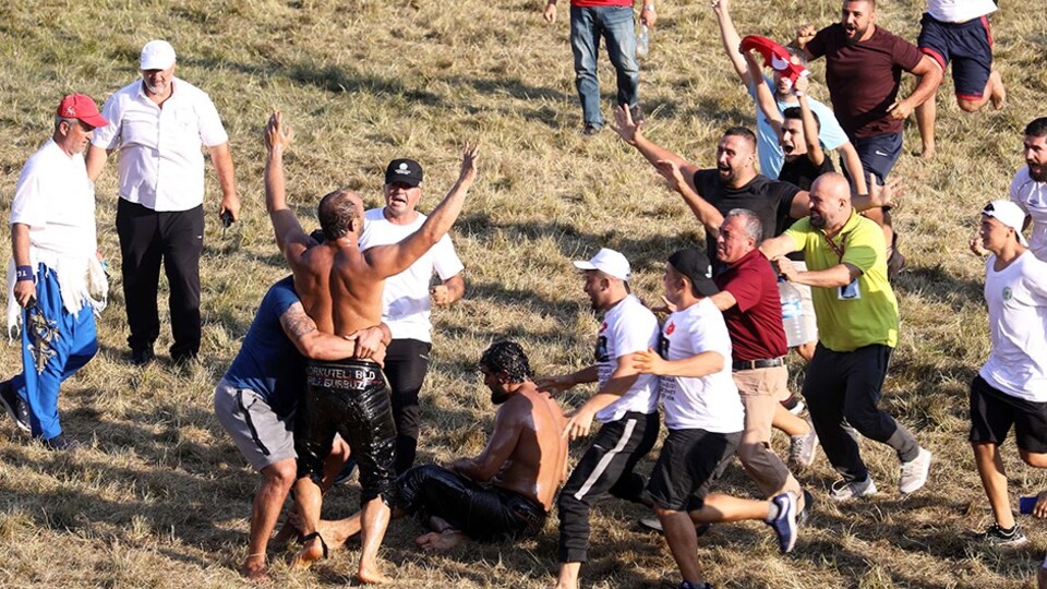 Başpehlivan Ali Gürbüz!