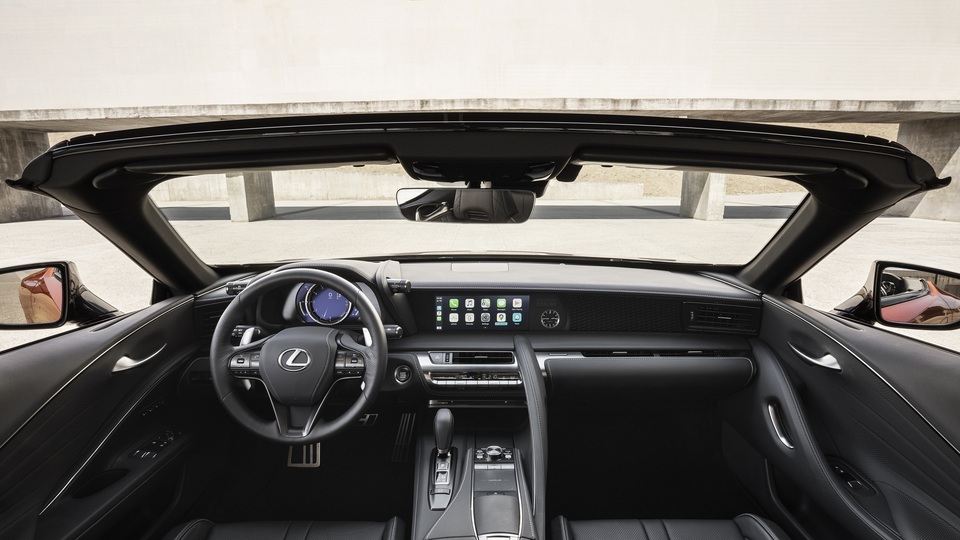 Üstü açık Japon Türkiye'ye geldi