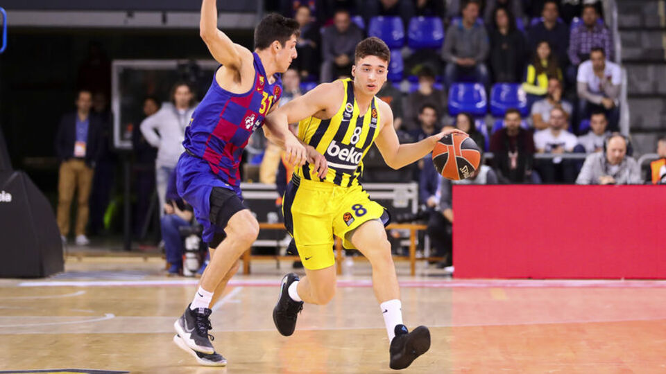 Fenerbahçe Beko'da 2 imza