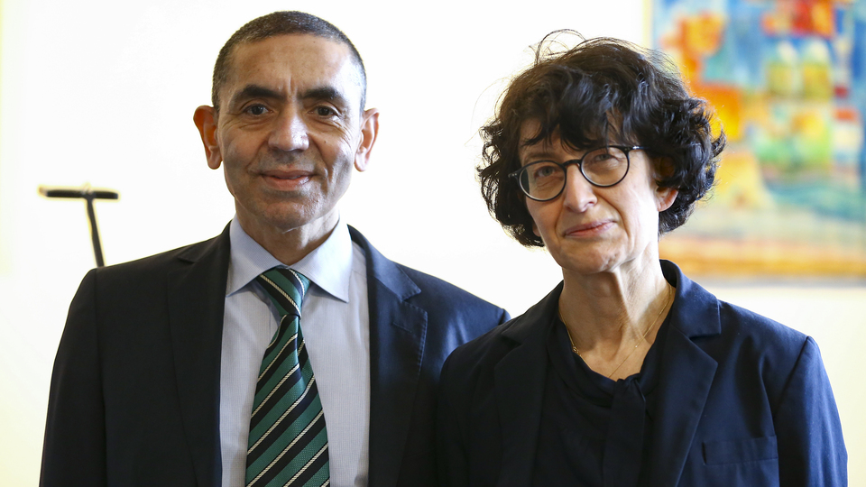 Uğur Şahin ve Özlem Türeci'den yeni aşı açıklaması