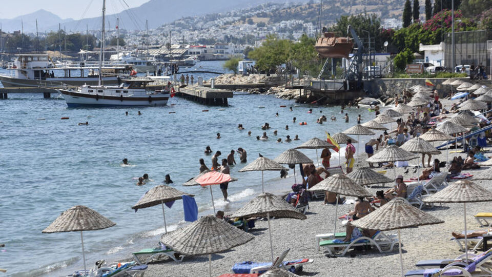 Sıcaklıklar mevsim normalleri üzerinde