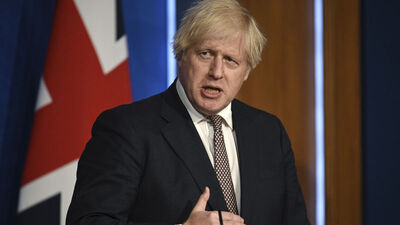 İngiltere'de kısıtlama kararına tepki: Sorumsuzluk