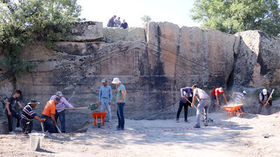 2 bin 700 yıllık anıt gün yüzüne çıkarılıyor