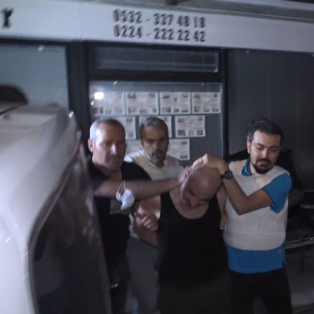 Polise saldırdı, mermi bitince kılıçla direndi