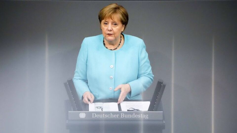 Merkel'den zorunlu aşı açıklaması!