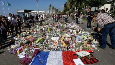 Fransa'da 5 yıl önce bugün yaşananların etkisi hâlâ taze