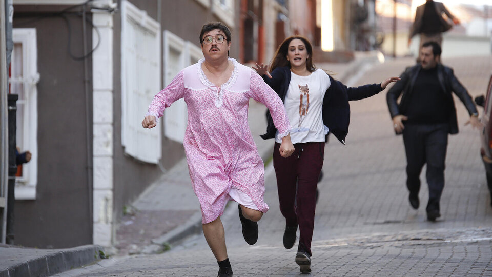 Küçük Esnaf oyuncuları kimler?