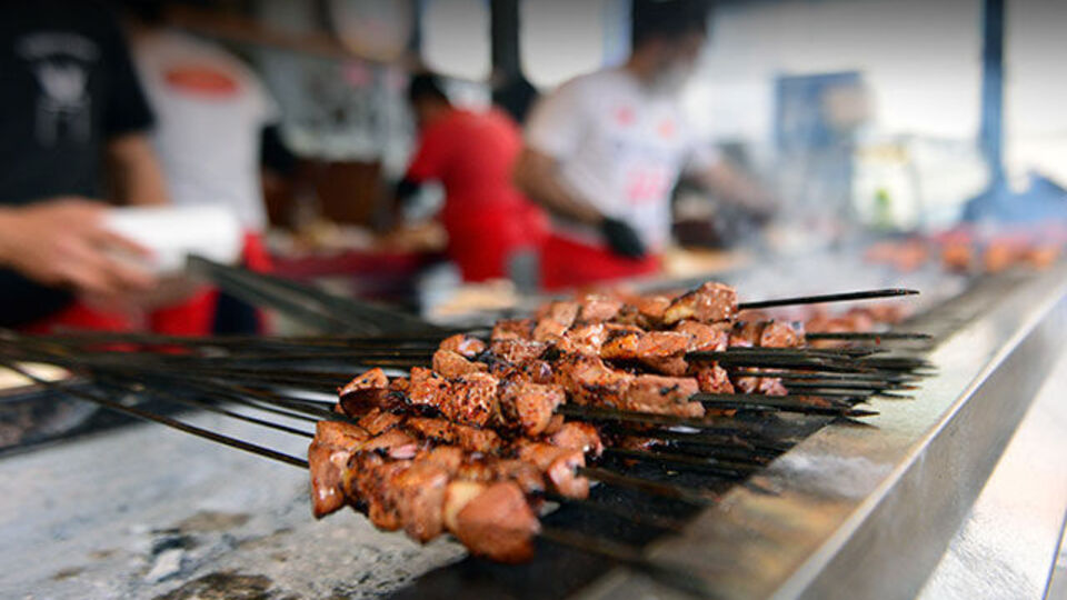 Bugün Kebap Günü... Hamburgeri solladı!