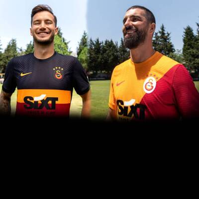 Galatasaray yeni sezon formalarını tanıttı