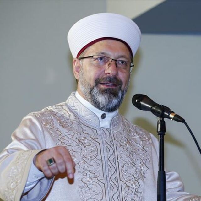 Erbaş'tan "İmam" isminin FETÖ için kullanılmasına tepki