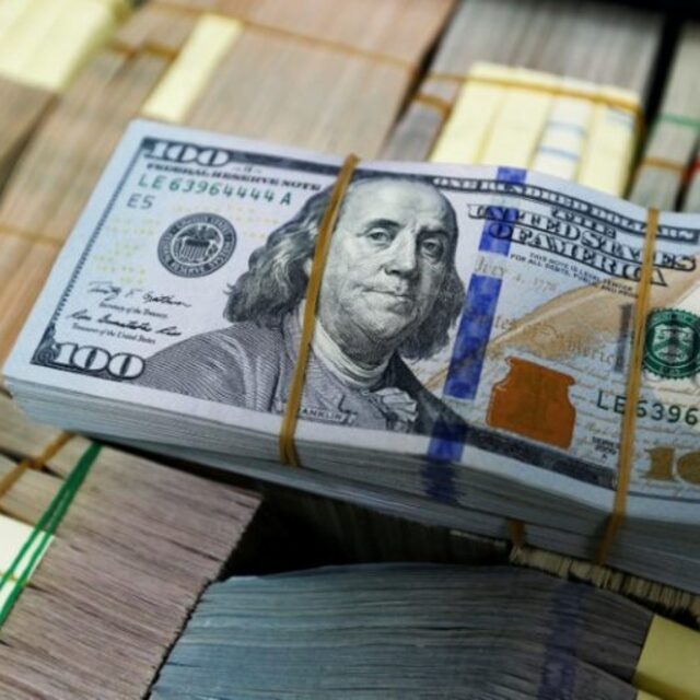 Dolar düşüşünü sürdürüyor