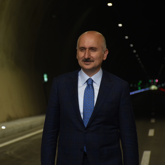 Kara yollarında bakım çalışmasına 'bayram' arası