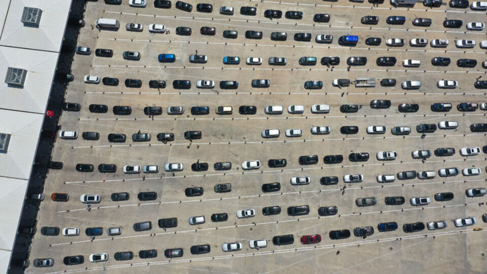 Kapıkule'de gurbetçi yoğunluğu