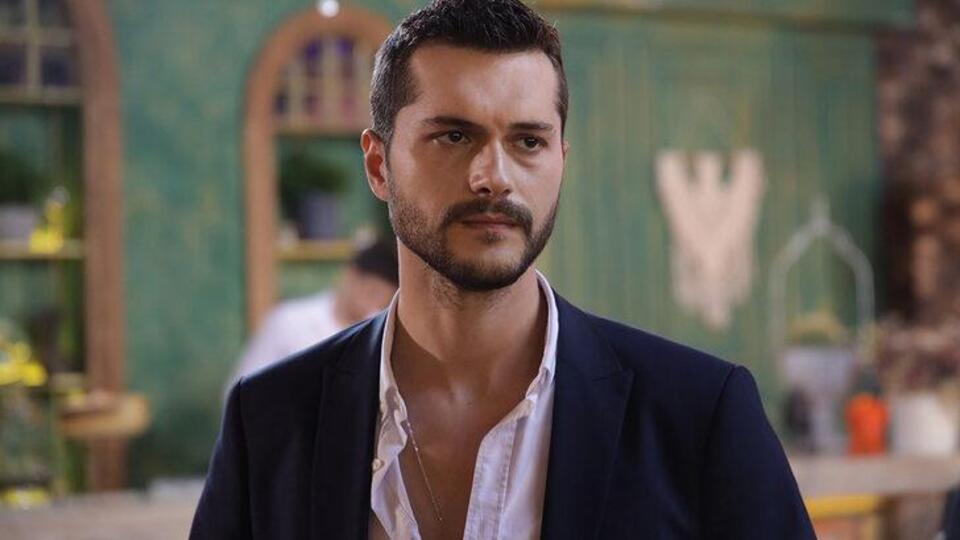 Alperen Duymaz kimdir?