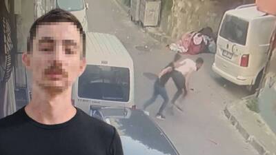 Dehşet anı! Sokakta defalarca bıçakladı