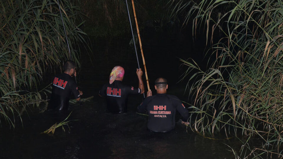 Kaybolan 2 yaşındaki Ecrin için ekipler seferber oldu