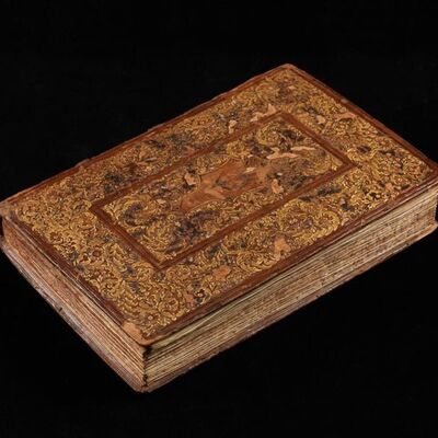 Fatih Sultan Mehmet'in onuruna yazılmış... 5 asırlık!