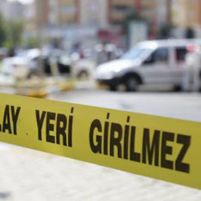 Yine kadın cinayeti! Boğazını keserek öldürdü