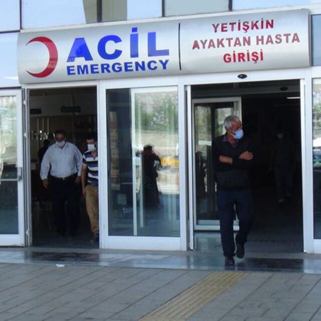 "Acemi kasaplar" hastanelik oldu