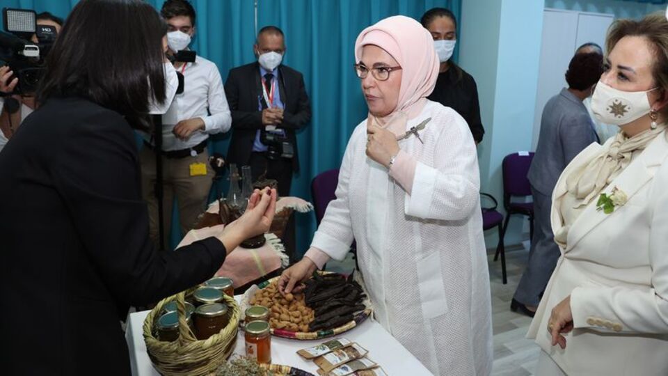 Emine Erdoğan, Girne Yaşam Merkezi'nde