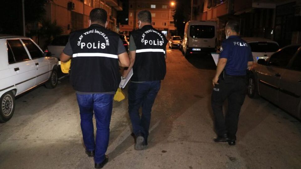 İki grup birbirine girdi