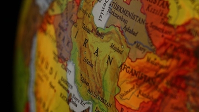 İran'daki gösterilerde biri polis 2 kişi hayatını kaybetti