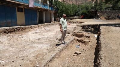 Evinin avlusundan çıktı, taşınması 3 yıl sürdü