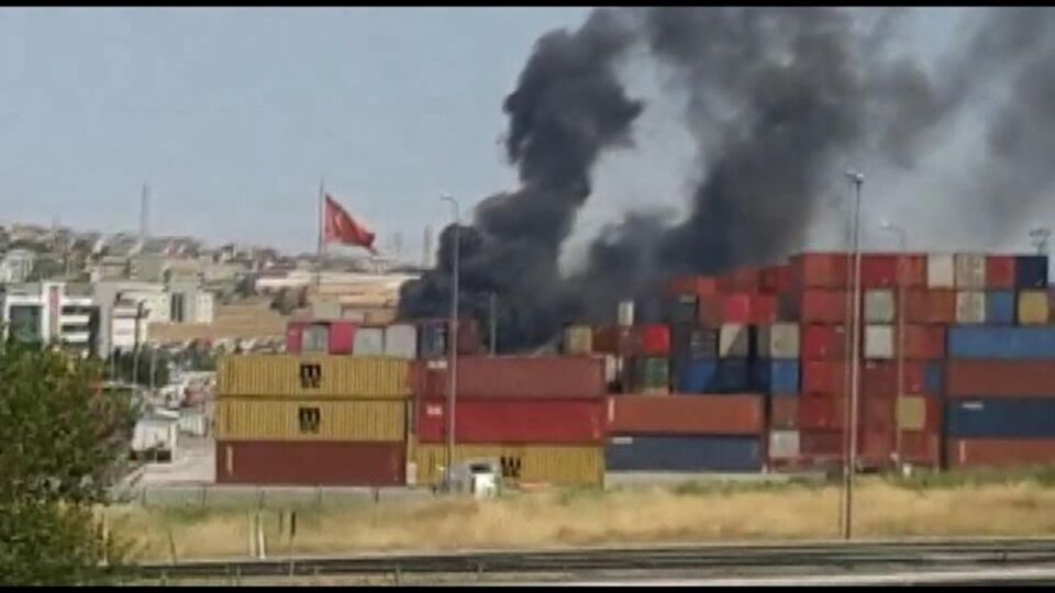 TIR garajında korkutan yangın