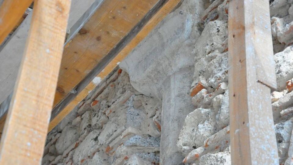 Üstü sıva altı Bizans!