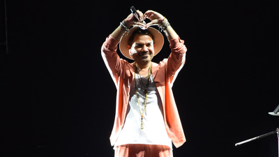 Kenan Doğulu, Çeşme'yi coşturdu