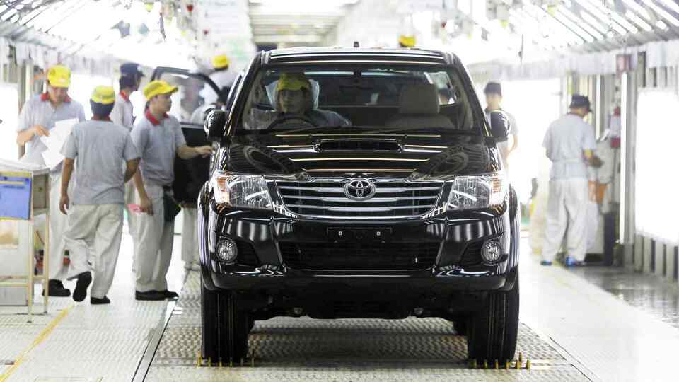 Toyota'dan üretime 'çip' arası