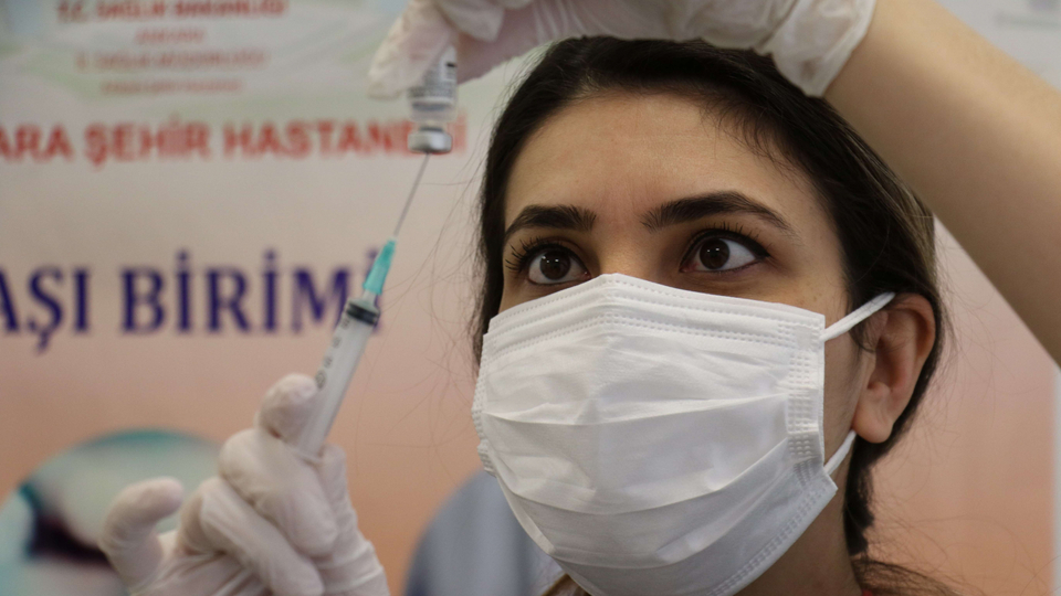 Covid-19 aşı randevusu nasıl alınır?