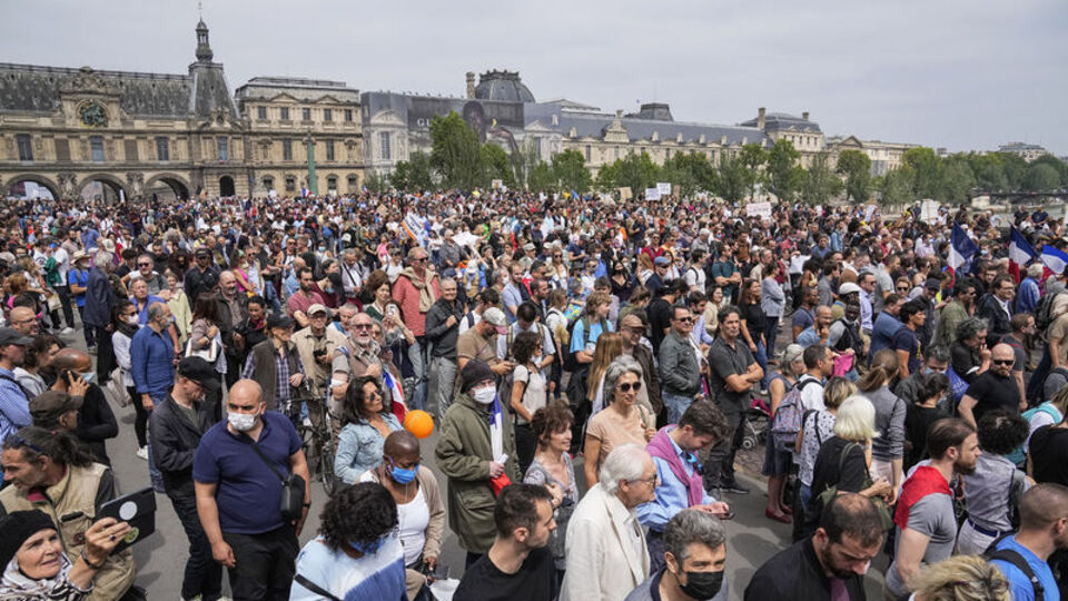 Fransa karışmıştı: O tasarıya ilk onay!