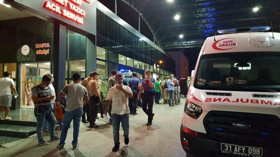 Akrabalar arası kavga! Ölü ve yaralılar var