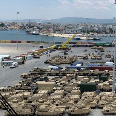 ABD'den Dedeağaç'a yüzlerce tank ve zırhlı araç sevkiyatı!