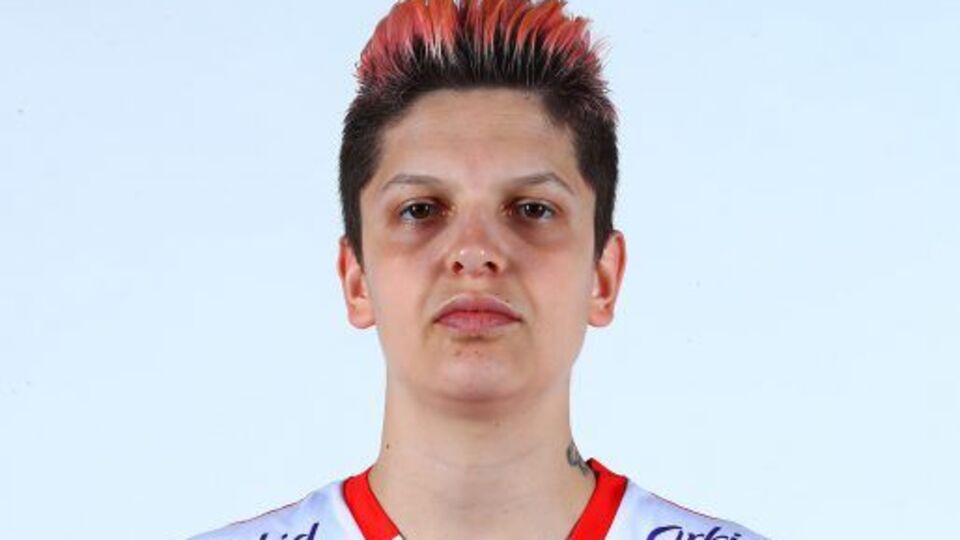 Ebrar Karakurt kimdir?