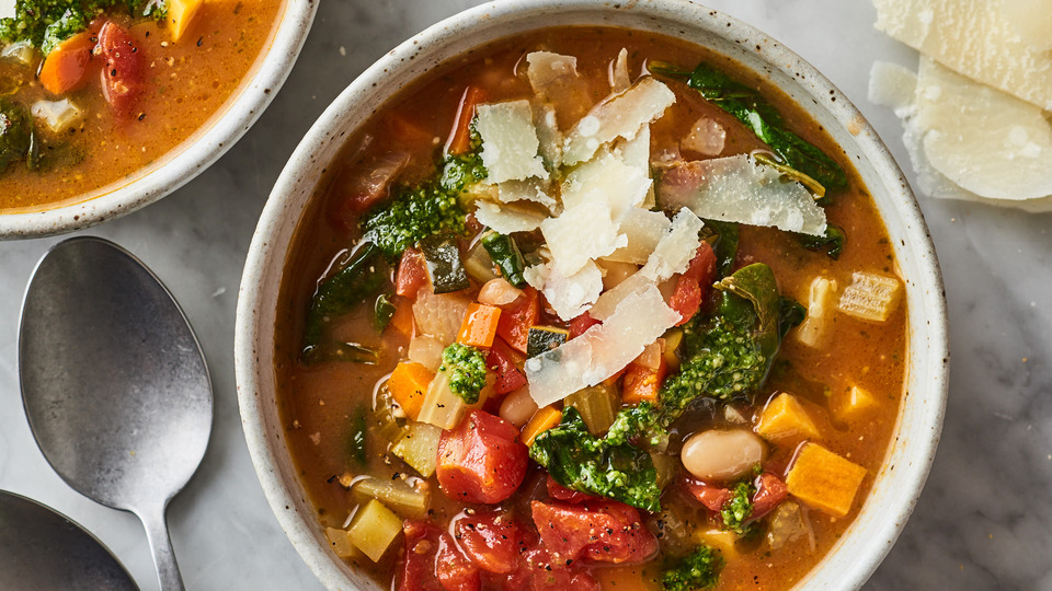 Minestrone çorbası nasıl yapılır?