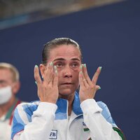 46 yaşında emekliye ayrıldı