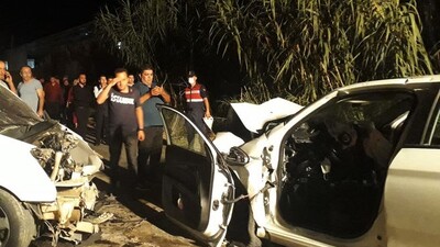 Aydın'da iki otomobil çarpıştı: 1 çocuk öldü, 7 yaralı