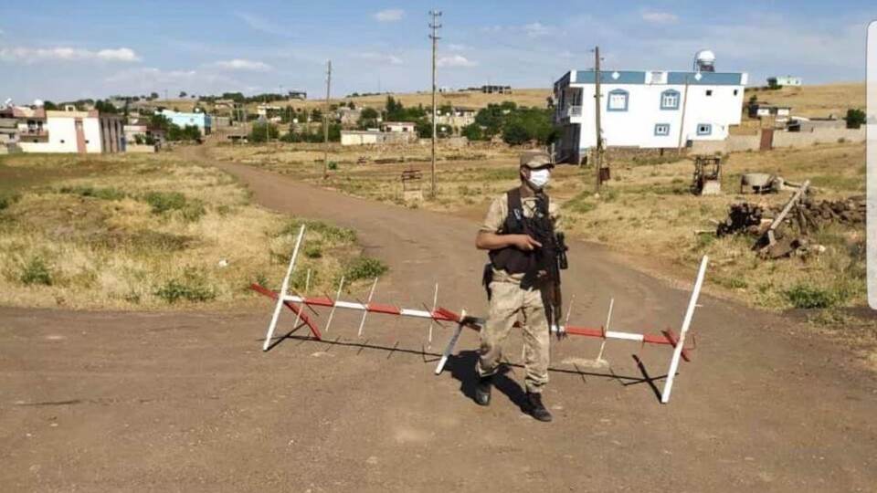 Diyarbakır'da 2 mahalleye karantina!
