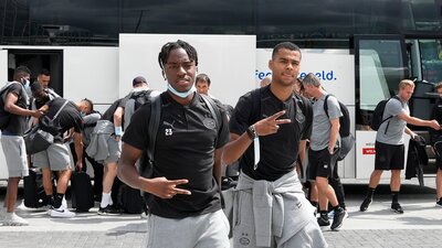 Galatasaray'ın rakibi PSV, İstanbul'a geldi