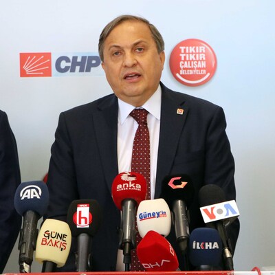 CHP yönetiminden Özcan'a tepki