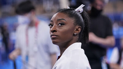 Biles, takım finalinden çekildi