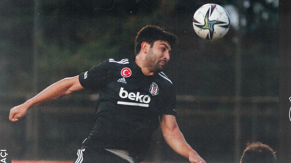 Beşiktaş galibiyetle başladı