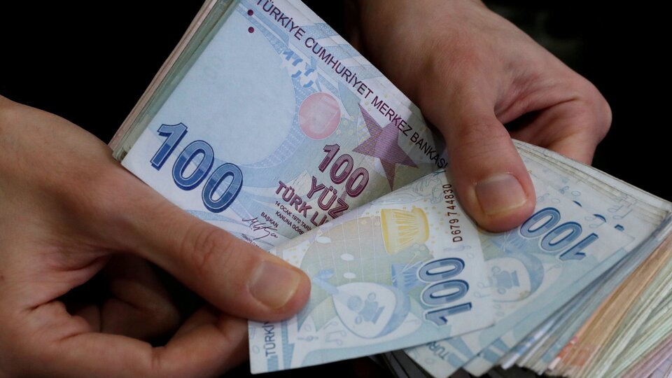 Hazine 6.8 milyar TL borçlandı