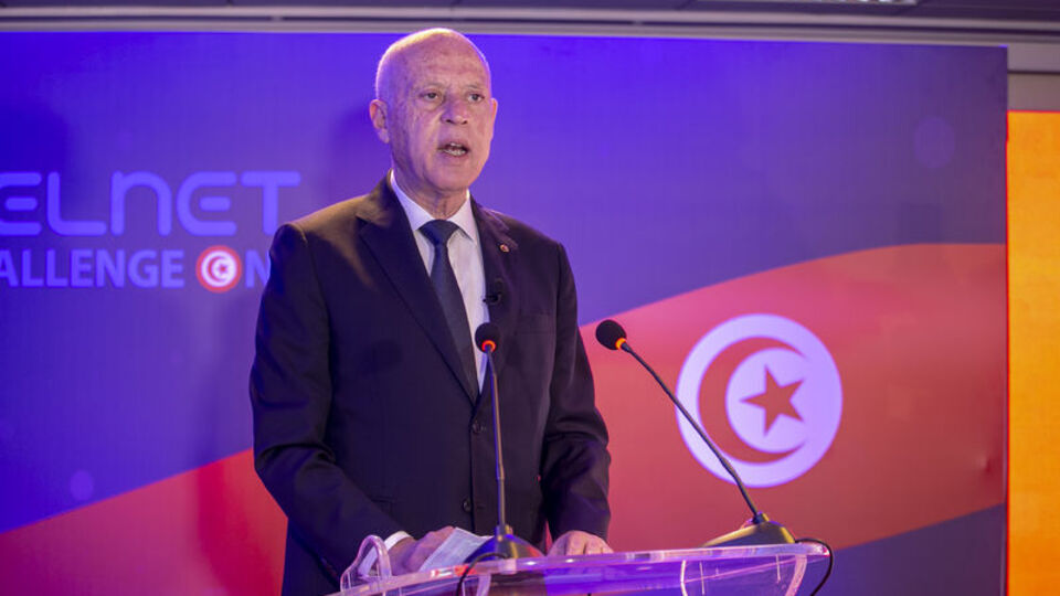 Tunus Cumhurbaşkanı, bazı üst düzey yetkilileri görevden aldı