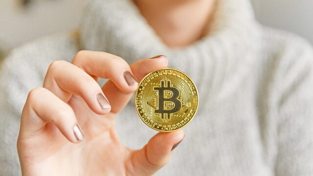 Bitcoin kritik seviyeyi aştı