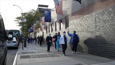 ABD'de yeniden kapalı alanda maske