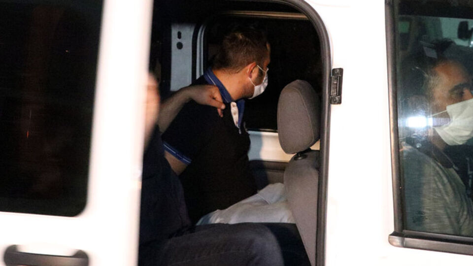 Eşini yaralayan zanlı yakalandı