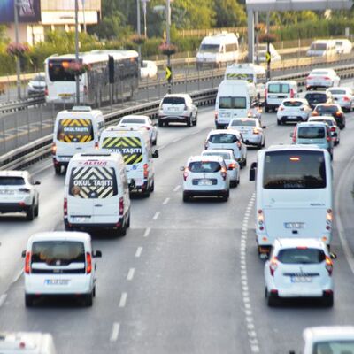 İstanbulda servis ücretlerine zam!